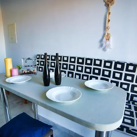 Kalimera 2 Apartman *